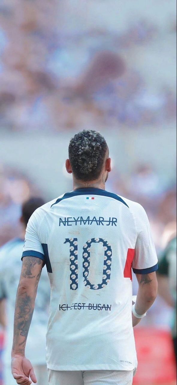 意甲周日赛事多维分析：拉齐奥主场争冠蓄力，博洛尼亚携黑马韧性迎考（意甲周日深度解读：拉齐奥主场蓄势冲冠，博洛尼亚以黑马韧性迎战）