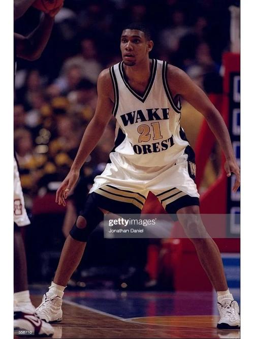 被压制整场却最终获胜（全程落于下风，终场逆转告捷）